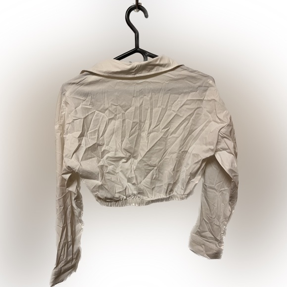 Cropped low cut shirt - Picture 2 of 2